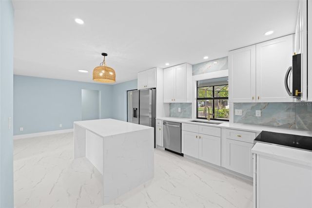 1116 76TH STREET NW, Bradenton, FL 34209