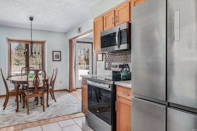 1809 Monet Drive, Fort Wayne, IN 46845