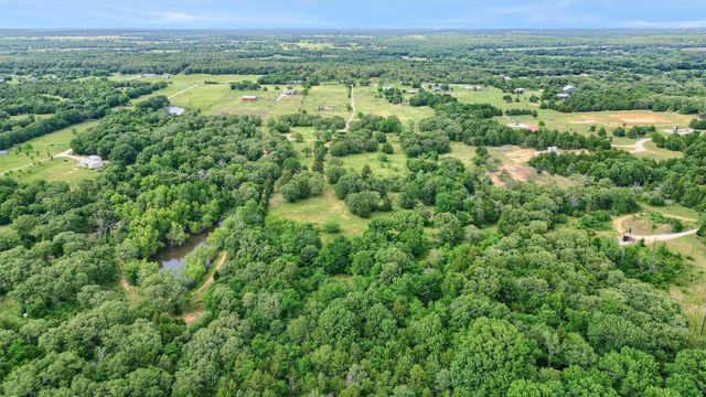 1142 County Road 212, Gainesville, TX 76240