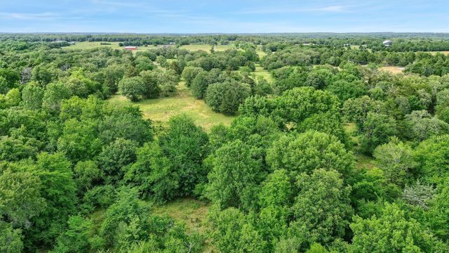 1142 County Road 212, Gainesville, TX 76240