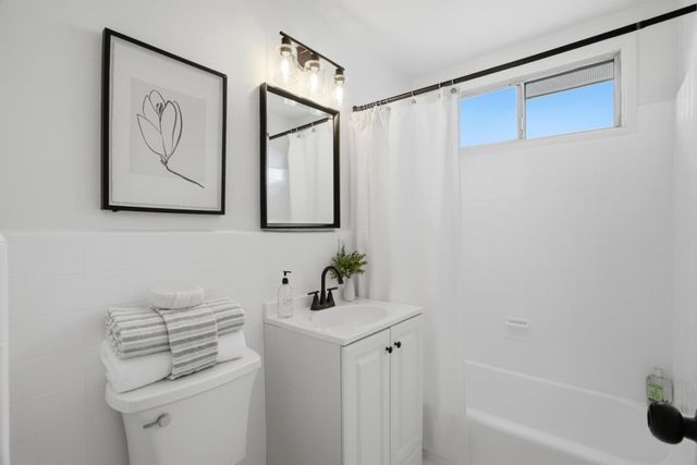 643 Linda Mar Boulevard, Pacifica, CA 94044