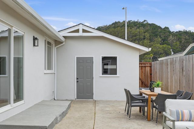 643 Linda Mar Boulevard, Pacifica, CA 94044