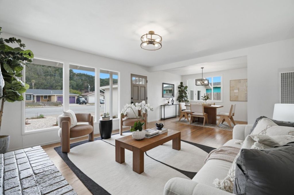 643 Linda Mar Boulevard, Pacifica, CA 94044