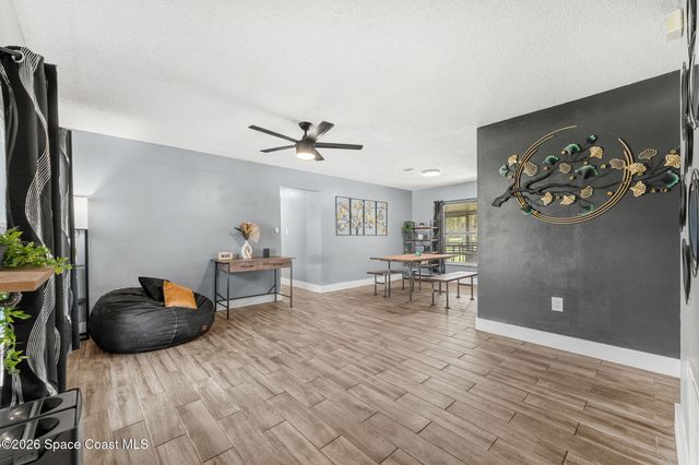 271 Dorado Avenue NE, Palm Bay, FL 32907