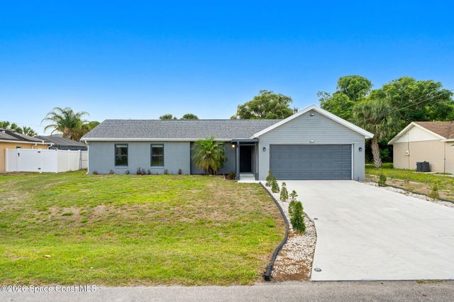 271 Dorado Avenue NE, Palm Bay, FL 32907
