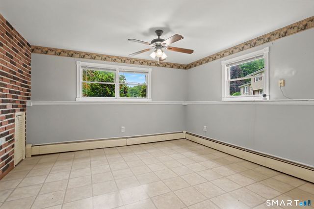 79 Green Meadow Road, Milford, CT 06461