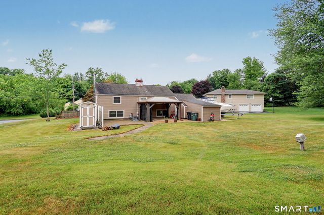 79 Green Meadow Road, Milford, CT 06461