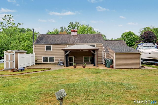 79 Green Meadow Road, Milford, CT 06461