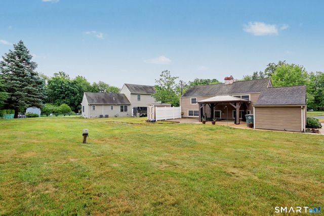 79 Green Meadow Road, Milford, CT 06461