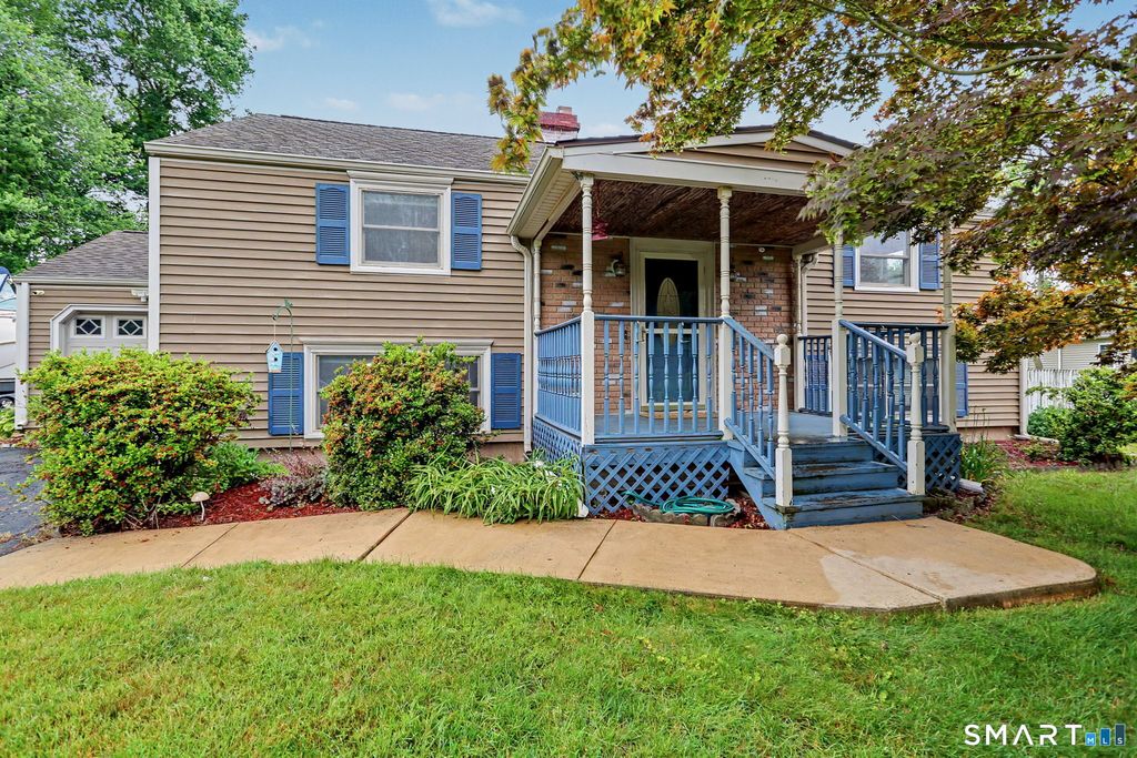 79 Green Meadow Road, Milford, CT 06461