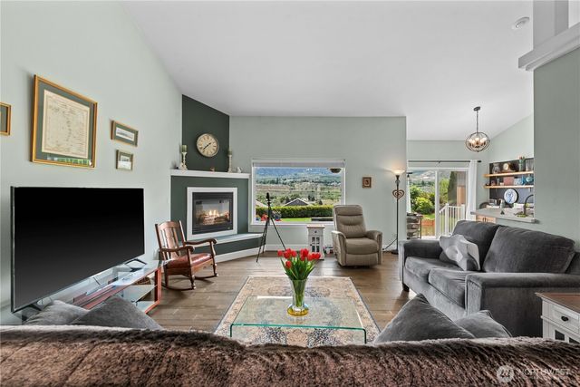 2835 Aspen Shores Drive, East Wenatchee, WA 98802