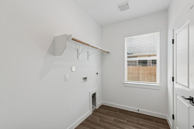 11614 Old Fashion Circle, Mont Belvieu, TX 77535