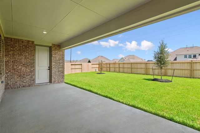 11614 Old Fashion Circle, Mont Belvieu, TX 77535