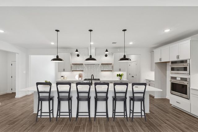 11614 Old Fashion Circle, Mont Belvieu, TX 77535