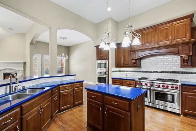 30811 Spanish Moss Crossing, Fulshear, TX 77441