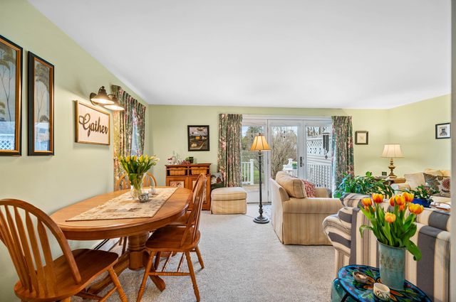 72 Wildersburg Common, Barre Town, VT 05461