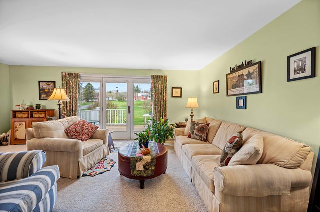 72 Wildersburg Common, Barre Town, VT 05461