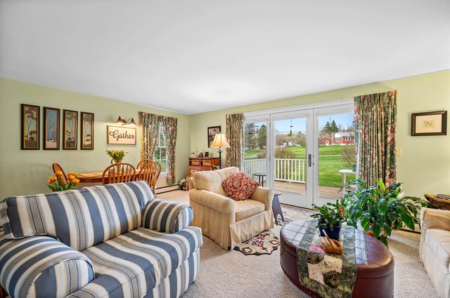 72 Wildersburg Common, Barre Town, VT 05461