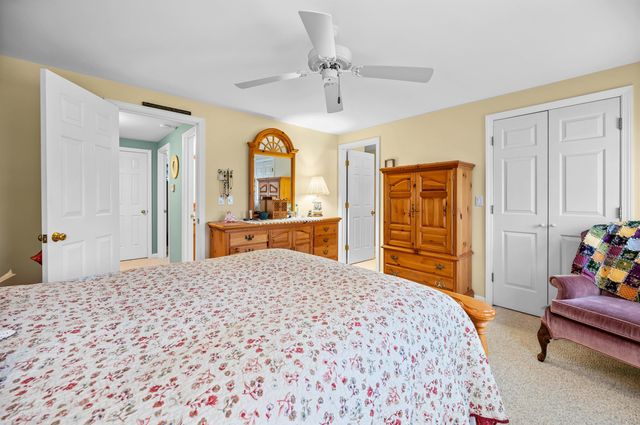 72 Wildersburg Common, Barre Town, VT 05461