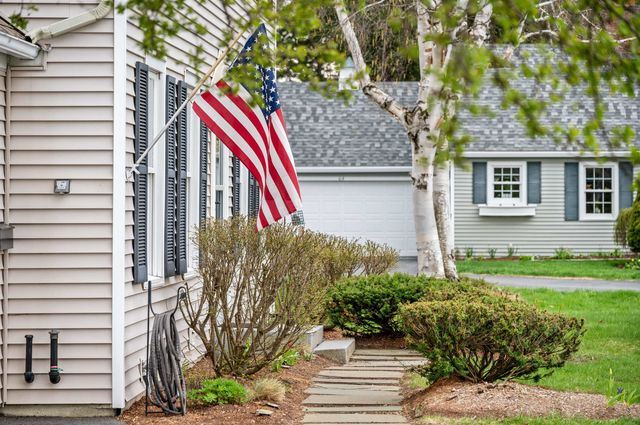 72 Wildersburg Common, Barre Town, VT 05461