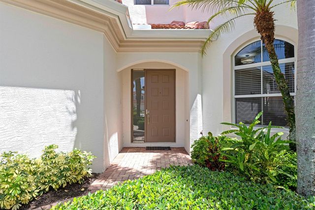 127 Palm Bay Terrace A, Palm Beach Gardens, FL 33418