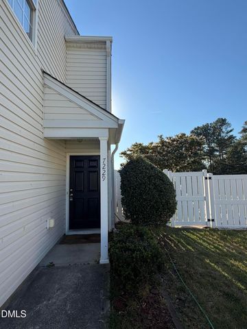 7229 Brighton Hill Lane, Raleigh, NC 27616