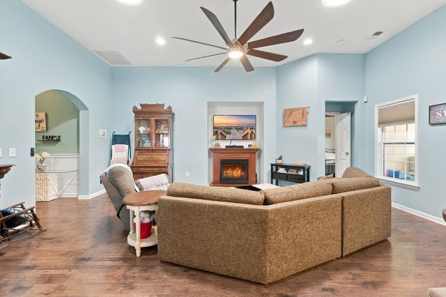 352 Simplicity Dr., Murrells Inlet, SC 29576