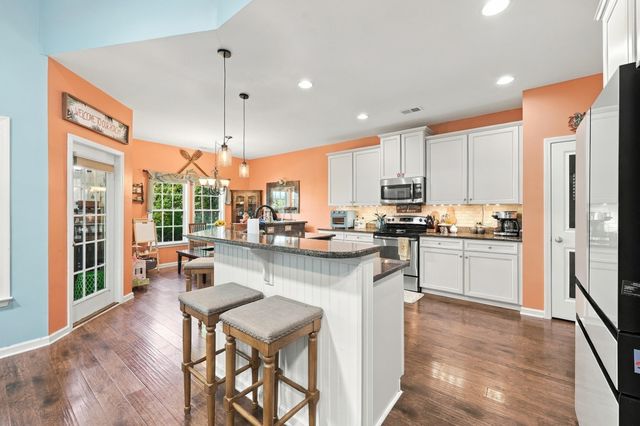 352 Simplicity Dr., Murrells Inlet, SC 29576