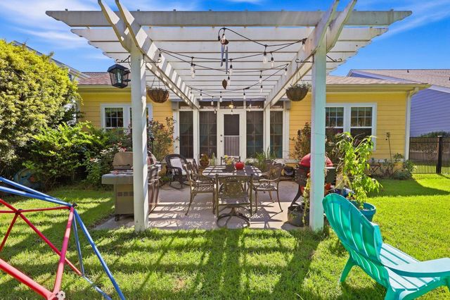 352 Simplicity Dr., Murrells Inlet, SC 29576