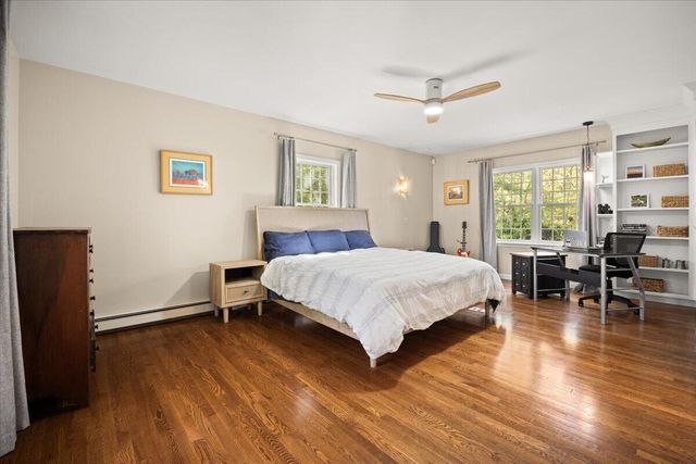 2 Boulder Road, Cataumet, MA 02534