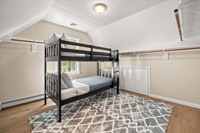 2 Boulder Road, Cataumet, MA 02534