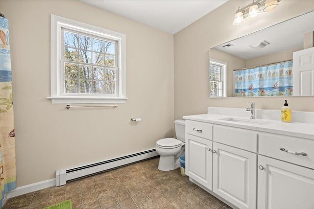 2 Boulder Road, Cataumet, MA 02534