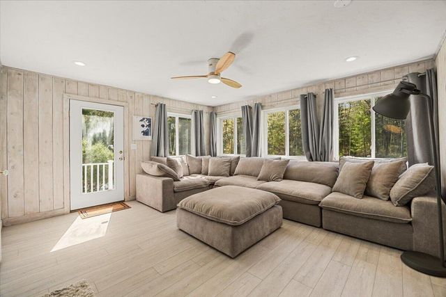 2 Boulder Road, Cataumet, MA 02534