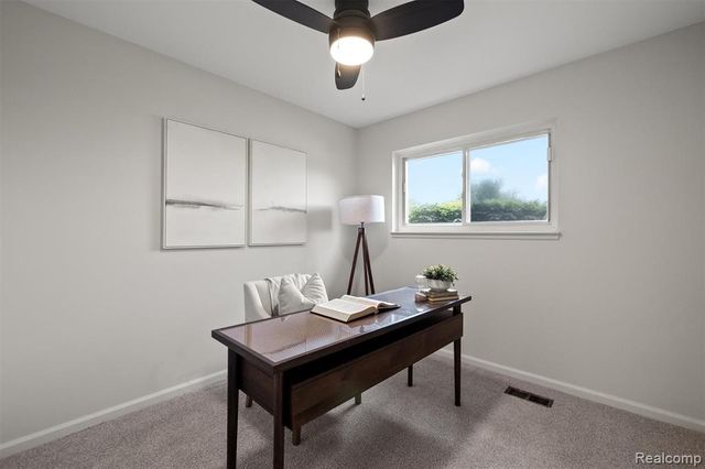13144 Stamford Avenue, Warren, MI 48089