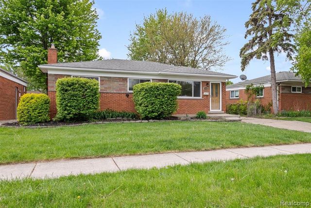 13144 Stamford Avenue, Warren, MI 48089