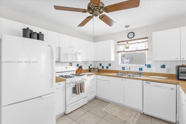 17695 SE 84th Peyton CT, Other City - In The State Of Florida, FL 32162