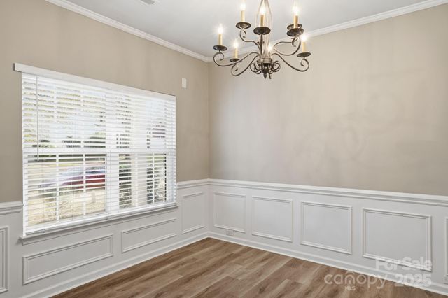 10012 Barrands Lane, Charlotte, NC 28278