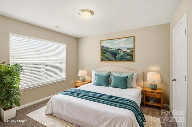 10012 Barrands Lane, Charlotte, NC 28278