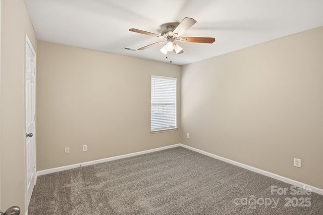 10012 Barrands Lane, Charlotte, NC 28278