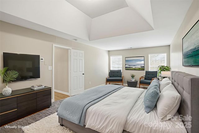 10012 Barrands Lane, Charlotte, NC 28278