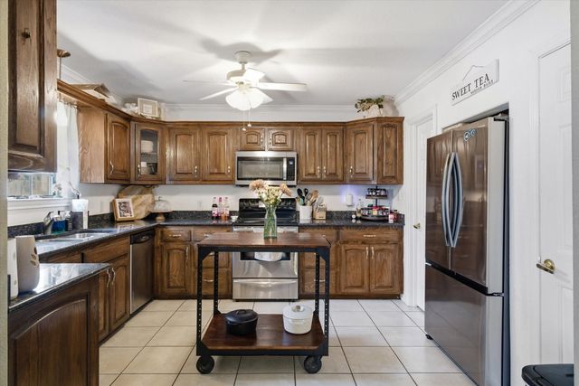 671 Vz County Road 2122, Canton, TX 75103