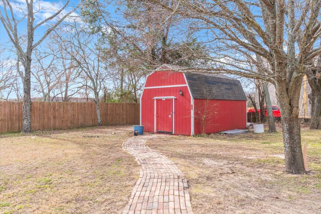 671 Vz County Road 2122, Canton, TX 75103