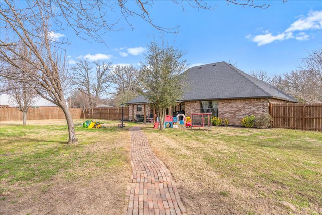671 Vz County Road 2122, Canton, TX 75103