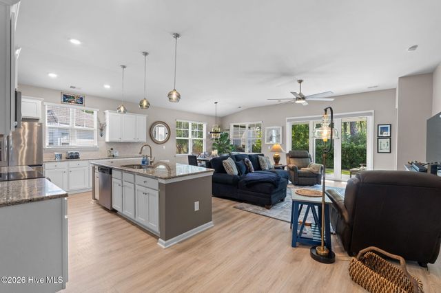 8864 Lagonia Court NW, Calabash, NC 28467
