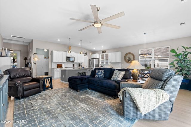8864 Lagonia Court NW, Calabash, NC 28467