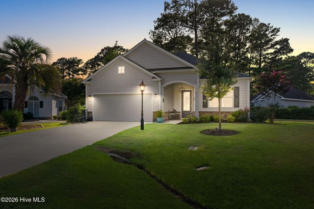 8864 Lagonia Court NW, Calabash, NC 28467
