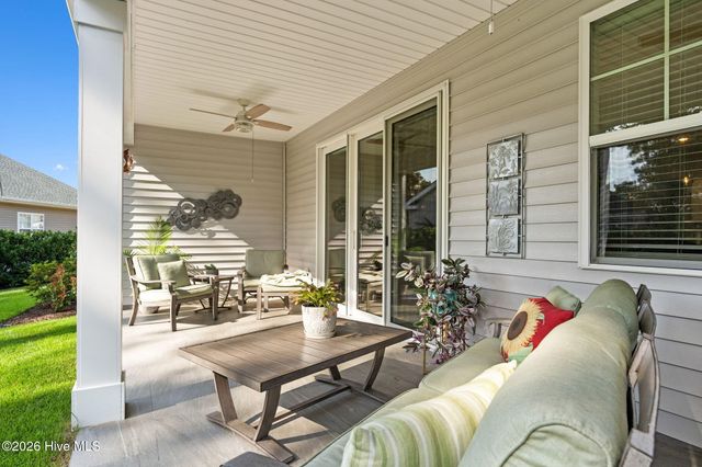 8864 Lagonia Court NW, Calabash, NC 28467