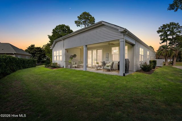 8864 Lagonia Court NW, Calabash, NC 28467