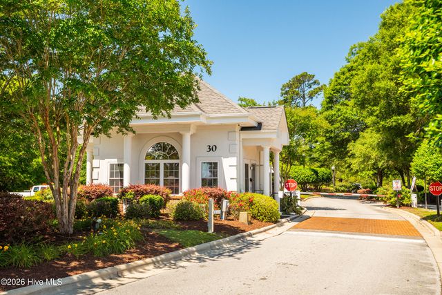 8864 Lagonia Court NW, Calabash, NC 28467