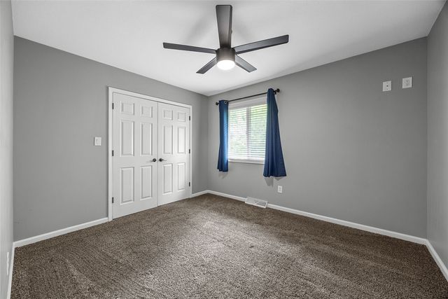 1105 Maple Street, Robins, IA 52328